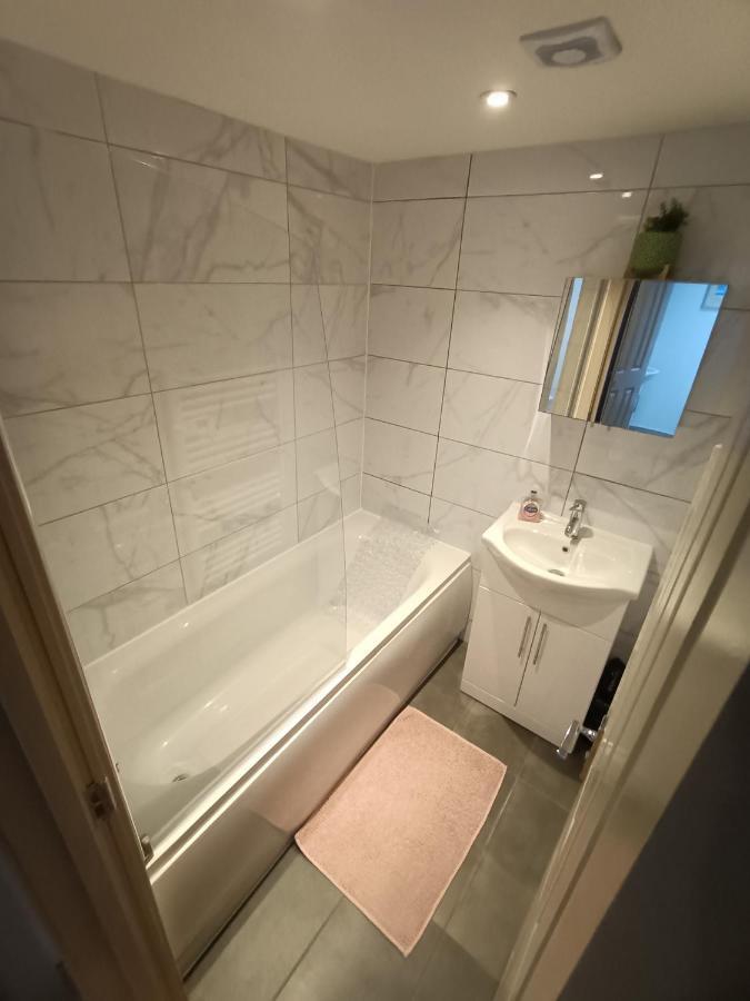 Lovely 1 Bedroom Apartment In London Londres Exterior foto